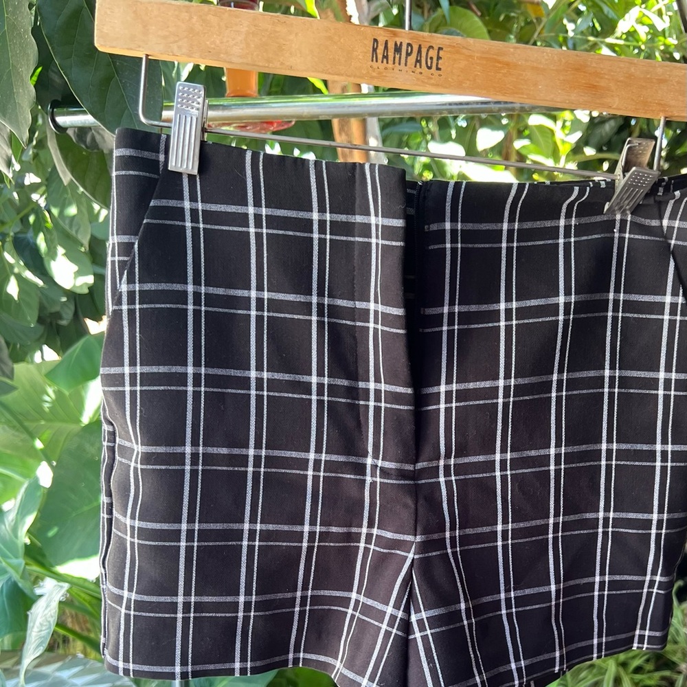 Forever 21 Black Plaid Women's Shorts